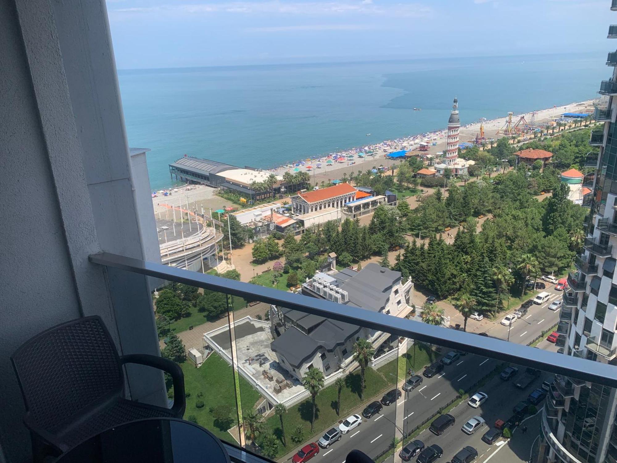 Orbi Sea Towers Apart Hotel Batumi Esterno foto