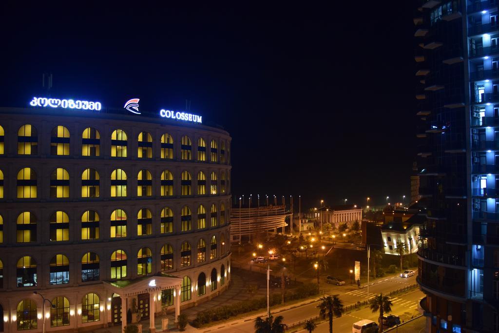 Orbi Sea Towers Apart Hotel Batumi Esterno foto